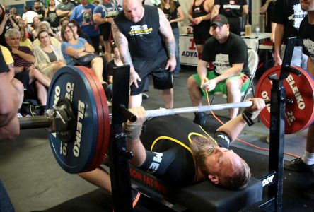 Quest holds weekend powerlifting competition