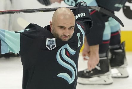 Maple Leafs acquire veteran defenceman Mark Giordano from Kraken