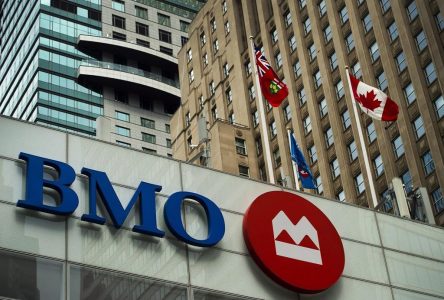 BMO public offering to raise at least $2.7 billion for U.S. bank acquisition