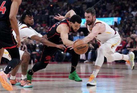 Siakam pours in 35 points in Raptors’ 117-104 win over Cleveland