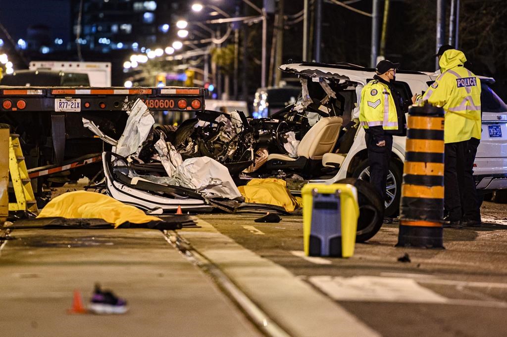 Driver in fatal Toronto crash had seizure behind the wheel, kept driving: police