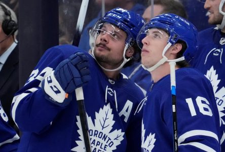 Leafs hope to finally flip playoff script against battle-tested, back-to-back champs