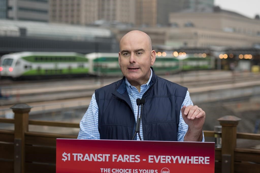 Ontario Liberals promise $1 transit fares across the province; would cost $1.1B