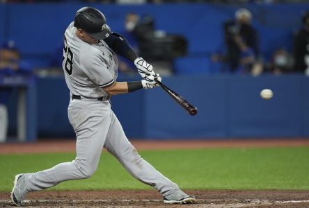 All Rise! Judge drives in three runs as Yankees dump Jays 9-1 for 11th win in a row