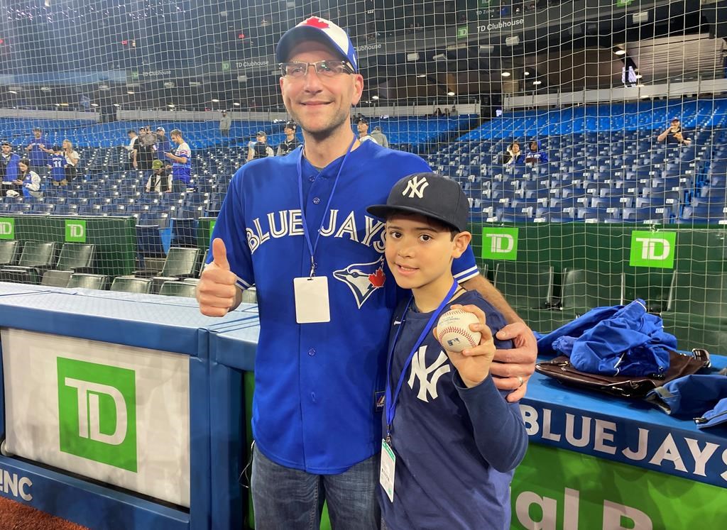 Young Yankees fan meets hero Judge a day after viral home run ball moment