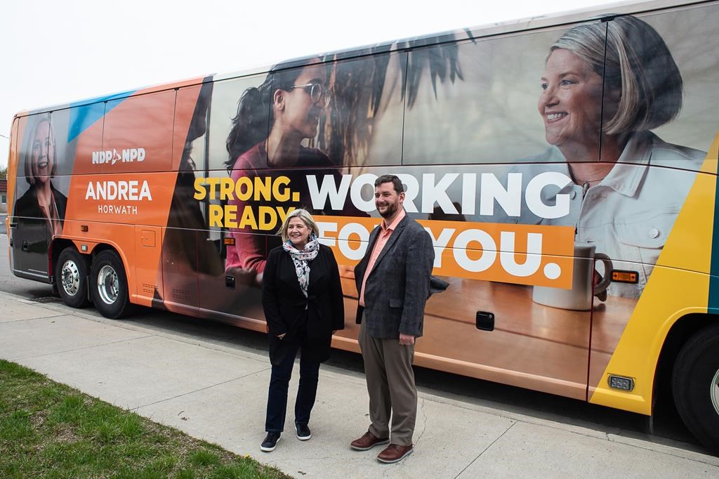 Ontario NDP brings issue of hydro bills back to election campaign trail