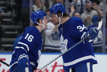 Spezza speaks, Toronto’s stars shine as Leafs down Bolts 4-3 to take 3-2 series lead