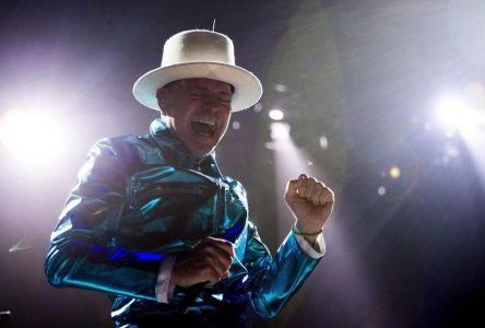 Tragically Hip releases stand-alone live album from Hollywood’s Roxy Theatre