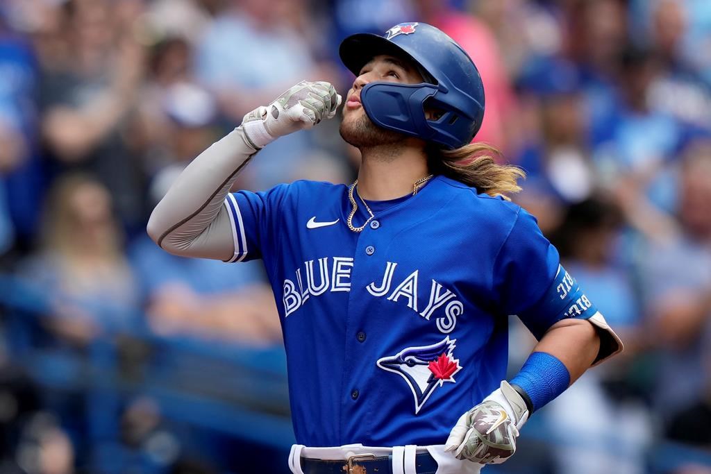 Bo Bichette’s two home runs lift Toronto Blue Jays over Cincinnati Reds 3-1