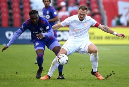 Pozuelo scores twice to help Toronto FC down Chicago, snap six-game winless streak