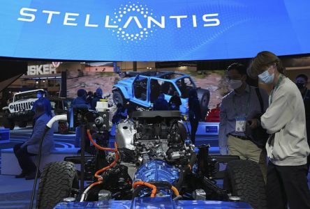 Stellantis-LG say joint venture in Windsor to be called NextStar Energy, appoint CEO