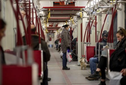 Ontario mask mandates lapse for public transit, health-care settings