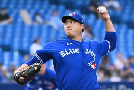 Toronto Blue Jays pitcher Hyun-Jin Ryu has Tommy John surgery