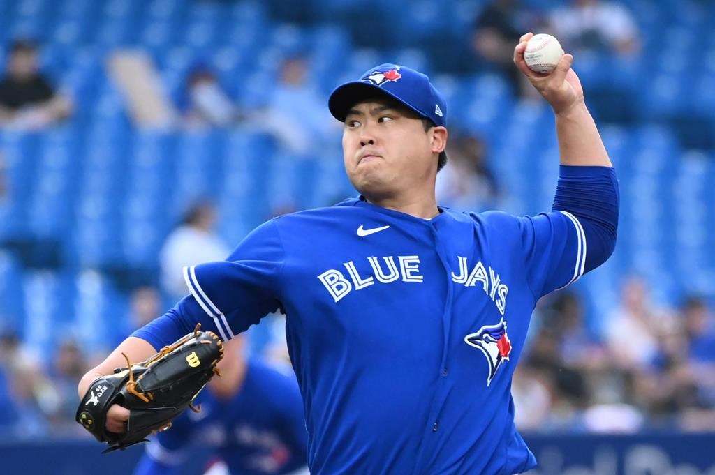 Toronto Blue Jays pitcher Hyun-Jin Ryu has Tommy John surgery