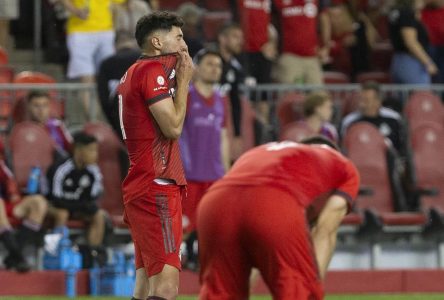 Undermanned Seattle Sounders take advantage of slack defending to blank Toronto FC