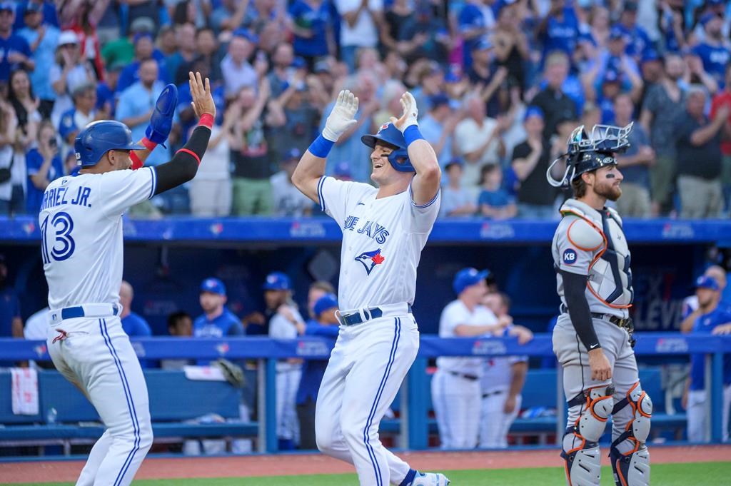 Matt Chapman has two home runs as Blue Jays fend off Tigers 5-3