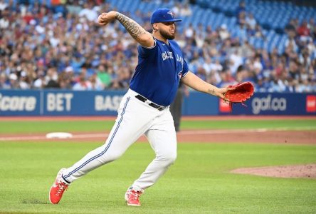 Castro helps Tigers top Blue Jays 4-2 as Manoah exits game early with hurt elbow