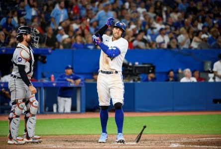 Blue Jays outfielder Springer reinstated from 10-day IL, set to play Orioles