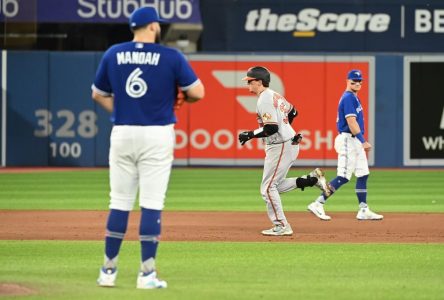 Orioles win 4-2, continue to give Blue Jays major headaches