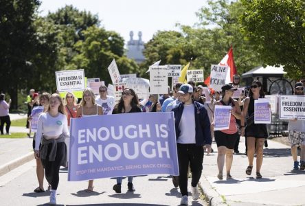 ‘Only the beginning”: Hundreds protest Western University vaccine mandate