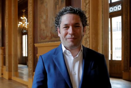 Venezuelan-born conductor, violinist Gustavo Dudamel receives Glenn Gould Prize