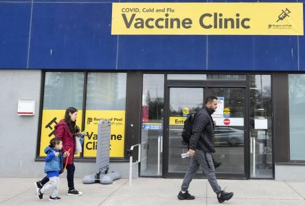 Ontario opens bivalent Omicron-targeted vaccine for all adults