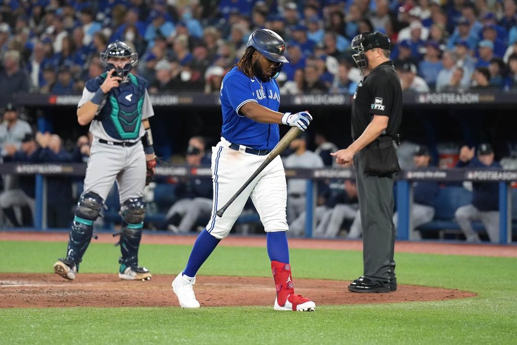 CP NewsAlert: Blue Jays fall to Mariners in American League wild-card series opener