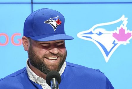 Staying the course: John Schneider signs three-year deal as Toronto Blue Jays manager