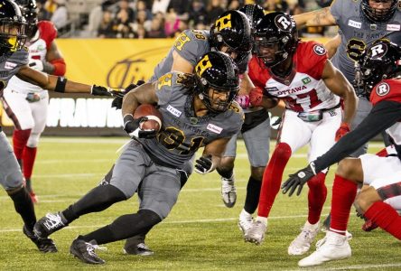 Small boots five field goals to earn Ticats big 30-27 win over Redblacks