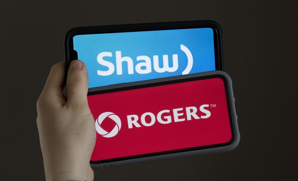 Champagne’s conditions on Rogers-Shaw deal generally positive, analysts say