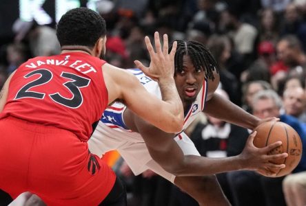 Philadelphia’s Tyrese Maxey dominant as Sixers rout Raptors 112-90