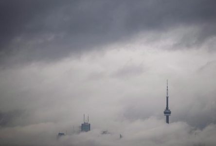 Fog advisory remains in place for Toronto, parts of the GTA