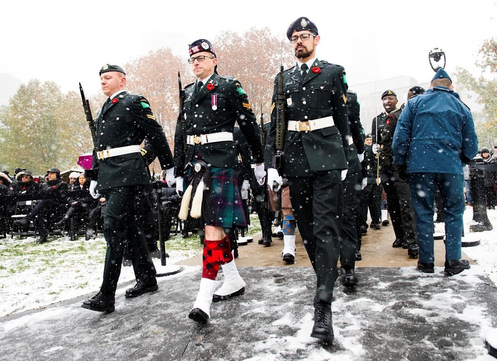 Ontarians gather to mark Remembrance Day with ceremonies across the province