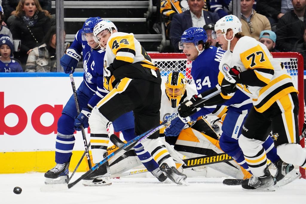 ‘Beast mode’ Malkin helps Penguins down Maple Leafs 4-2 in Hall of Fame game