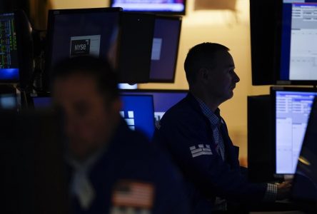 S&P/TSX composite posts small gain on energy prices, U.S. markets mixed