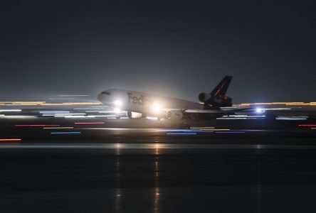 Toronto’s Pearson Airport adopts new landing procedures to lower noise, emissions