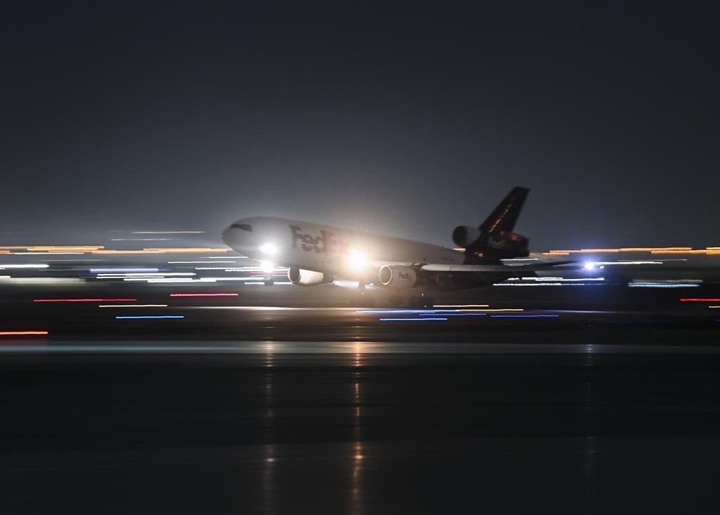 Toronto’s Pearson Airport adopts new landing procedures to lower noise, emissions