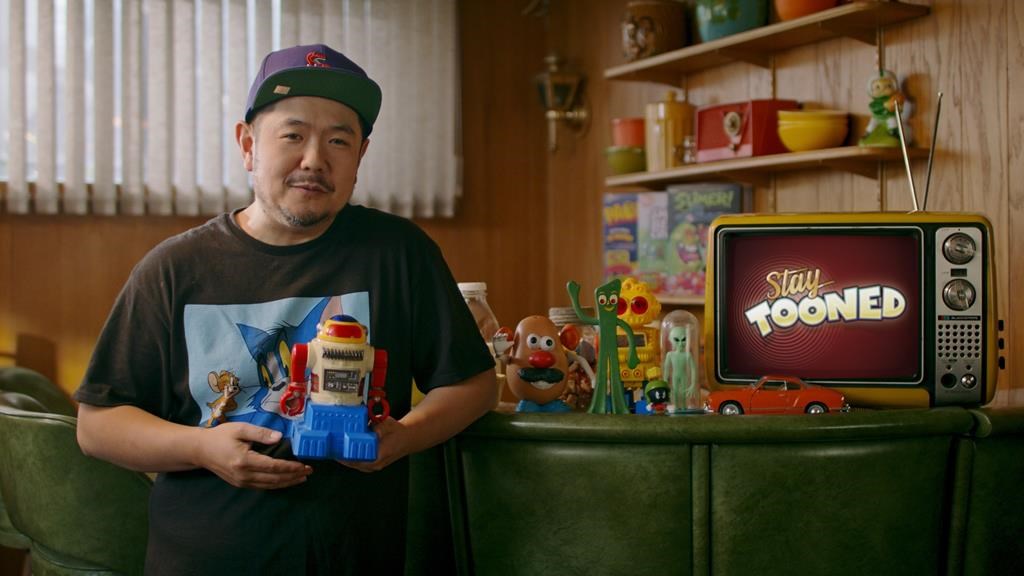 Voice actor Eric Bauza casts a critical lens on beloved cartoons in ‘Stay Tooned’