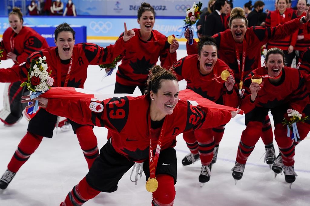 Poulin first female hockey player to win Canada’s athlete of the year honour