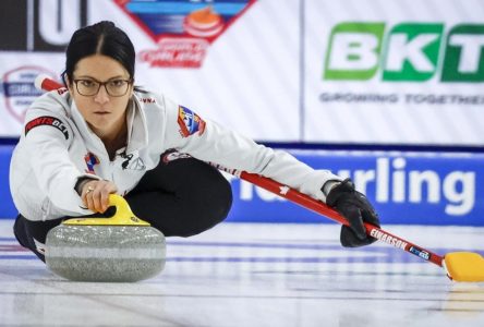 Kerri Einarson defeats Clancy Grandy 8-4 at Grand Slam of Curling’s Masters