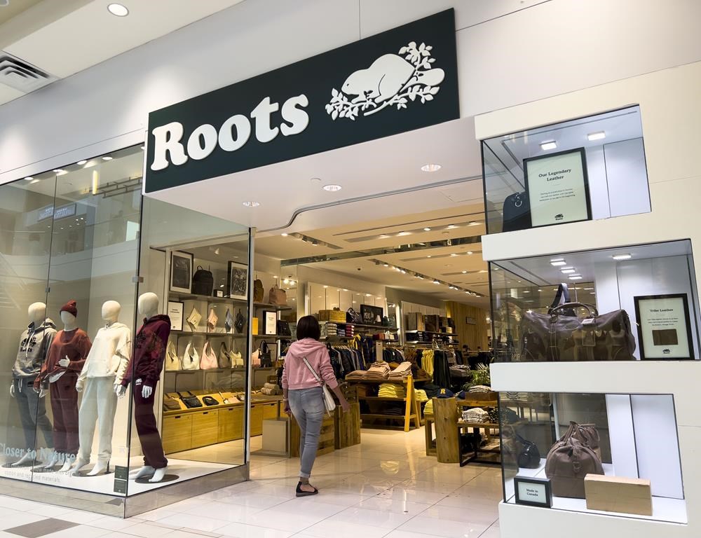 Roots records $2.2M in earnings in Q3, sales down 8.5% from last year