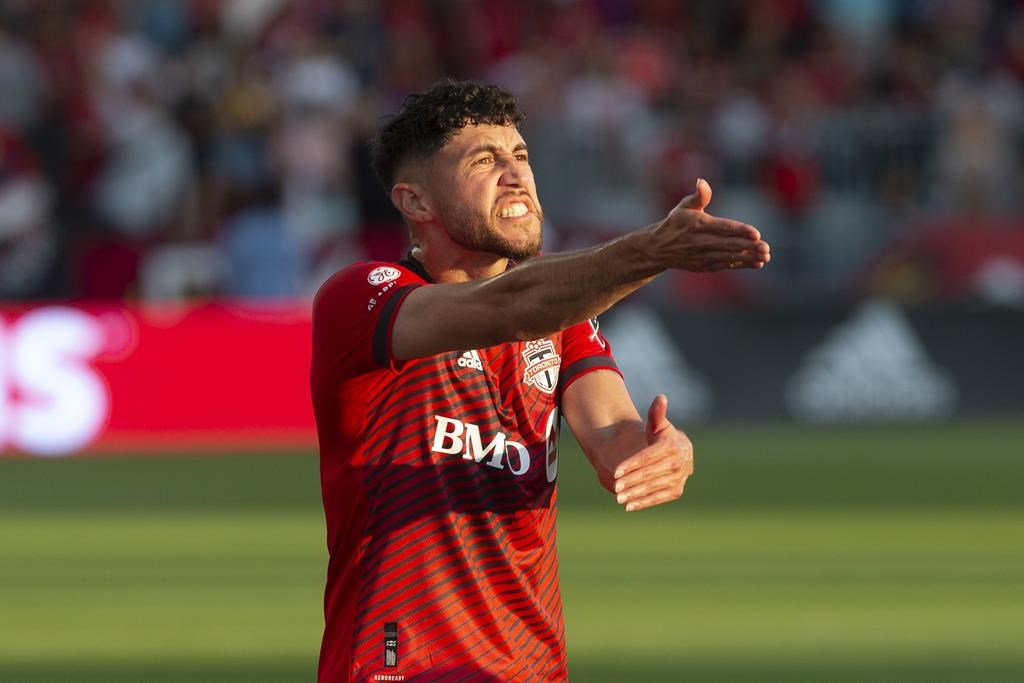 Veteran midfielder Jonathan Osorio signs new three-year contract to stay in Toronto