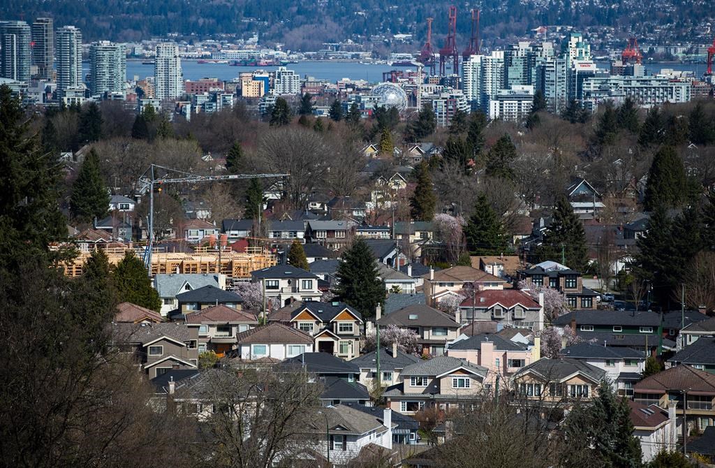 National average rent was over a record $2,000 in November says Rentals.ca