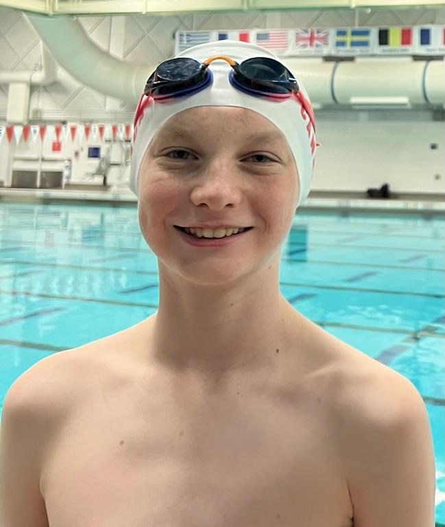 “Pretty Motivating” — Young Canadian male artistic swimmer can now aim for Olympics