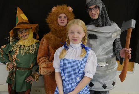 The Wizard of Oz Christmas (A Wickedly Fun Play)