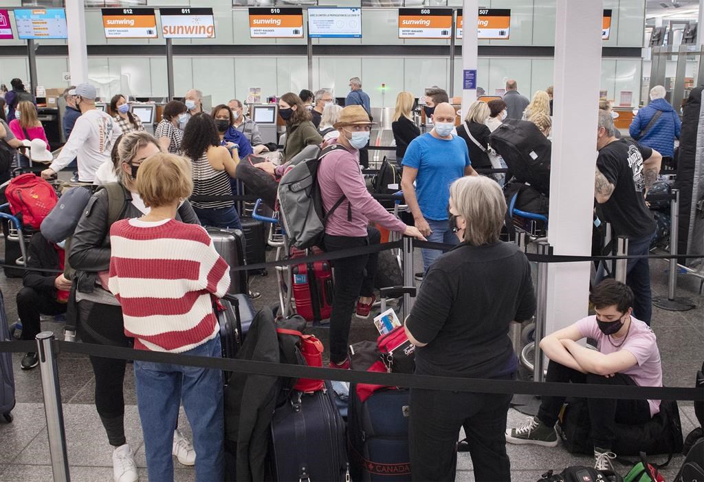 Sunwing ‘incredibly sorry’ after holiday travel disruptions leave customers stranded