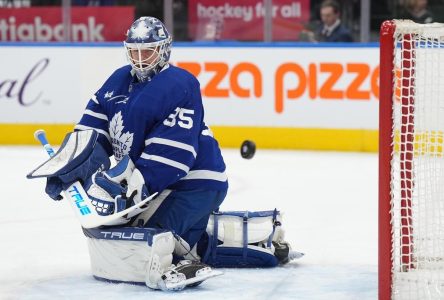 Pavel Zacha powers Bruins past Maple Leafs 5-2 as both teams head to all-star break