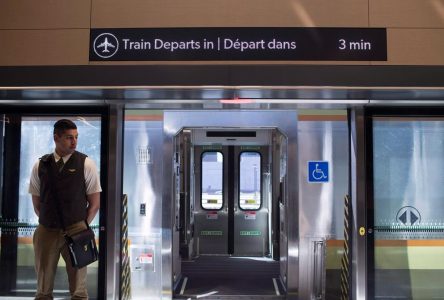 UP Express says train service to Toronto Pearson Airport will resume Sunday morning