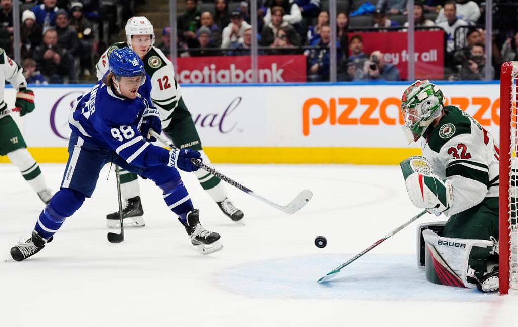 William Nylander scores in overtime, Maple Leafs down Wild 2-1