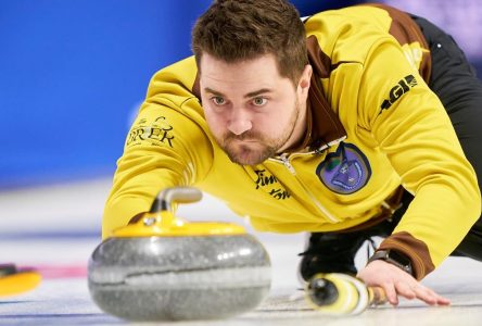 Manitoba’s Dunstone tops Alberta’s Koe to remain unbeaten at Tim Hortons Brier